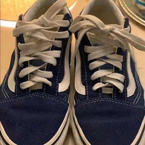 navy blue oldskool low top vans